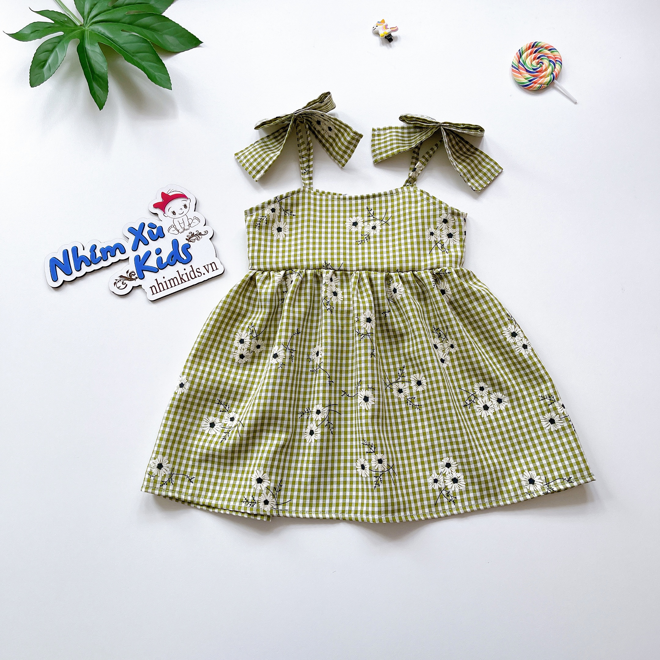 Váy 2 Dây Nơ Caro Hoa Bé Gái 4 Đến 28kg, Đầm Bé Gái Chất Thô Nhật Mềm Mướt