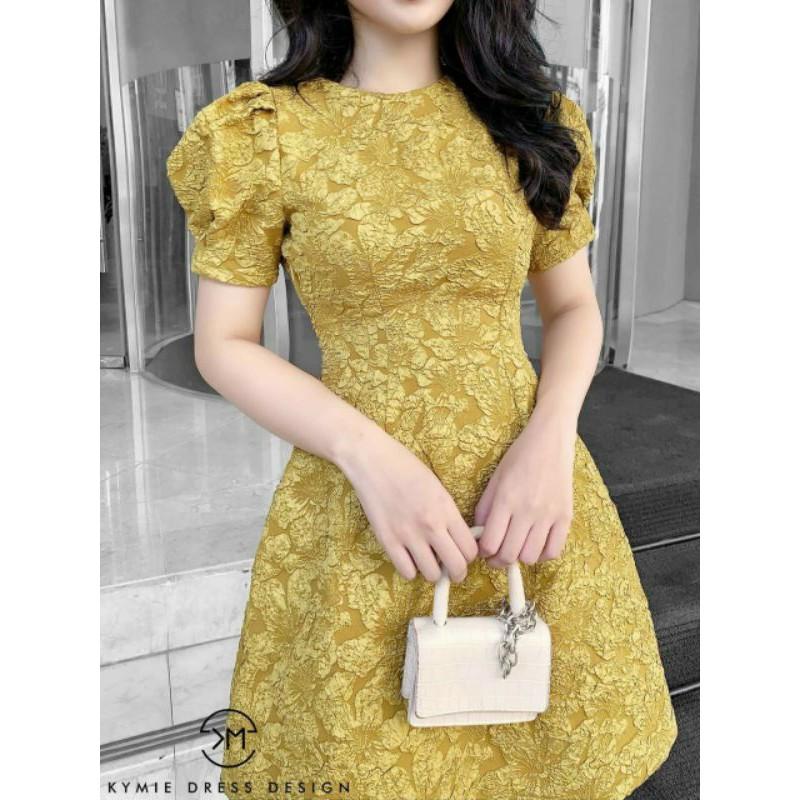 Đầm xòe gấm tay phồng nơ sau lưng