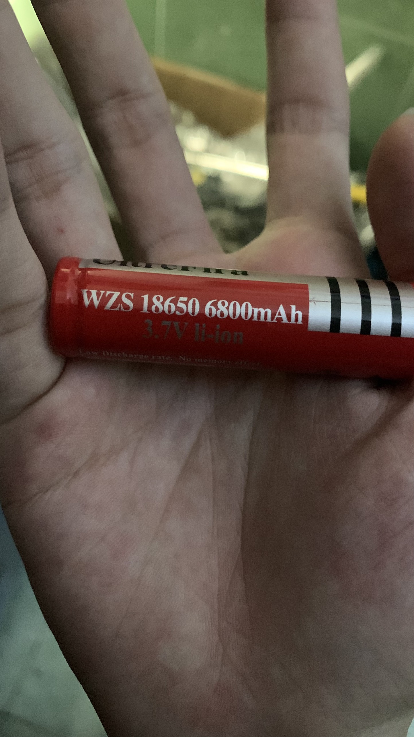 Pin sạc 18650 3,7V dụng lượng 2600mah