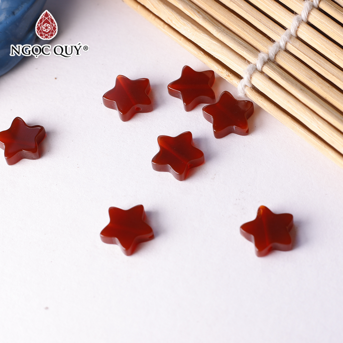 Ngôi sao xỏ ngang đá mã não đỏ làm vòng tay, phụ kiện handmade mệnh hỏa thổ - Ngọc Qúy Gemstones