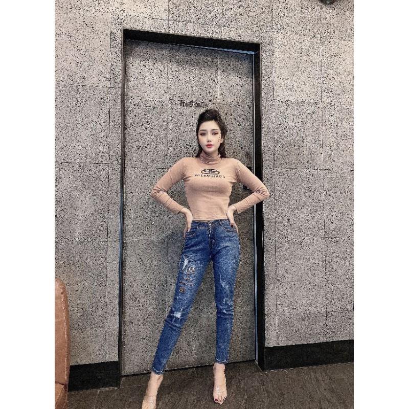 Quần Jeans Nữ Baggy Thêu Chữ Cạp Cao