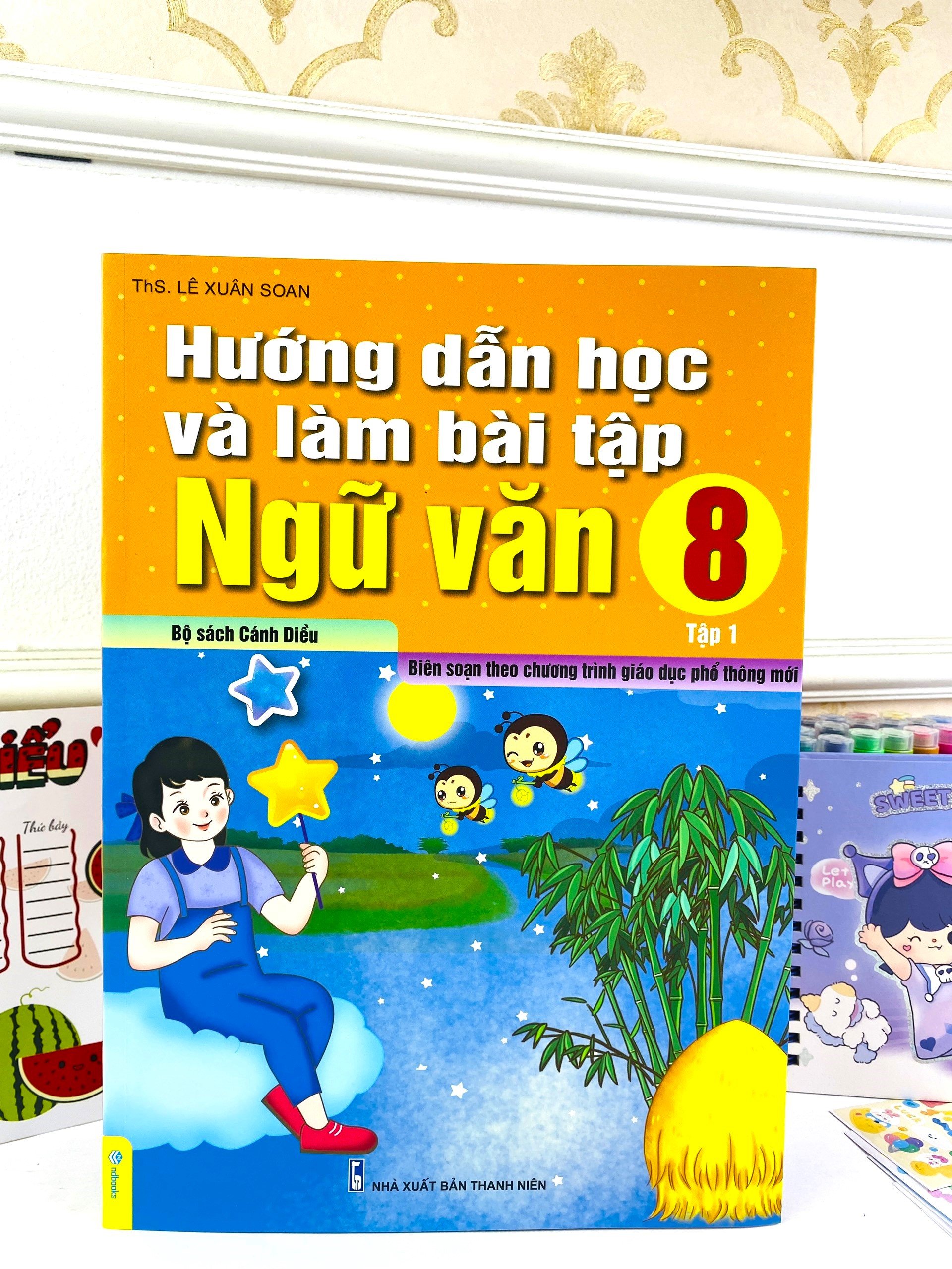 Sách - Hướng Dẫn Học Và Làm Bài Tập Ngữ Văn 8 - Biên soạn theo CT GDPT mới - Cánh Diều - ndbooks