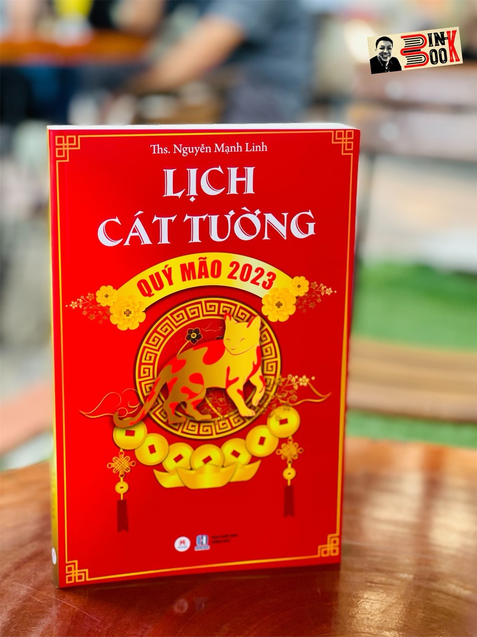 LỊCH CÁT TƯỜNG QUÝ MÃO 2023 - Huy Hoàng Books - NXB Hồng Đức