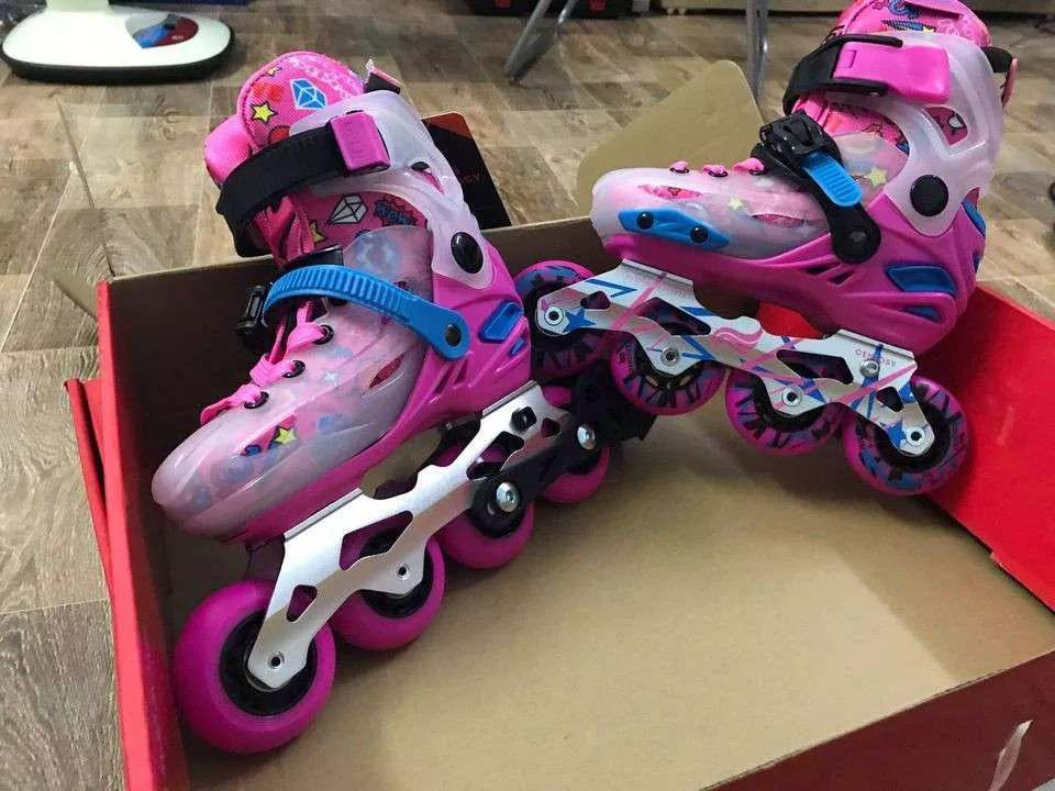 [Tặng Bảo Hộ Tay Chân] Giày Patin Trẻ Em Centosy Kid Pro, Form Nhựa, Độ Chịu Lực Cao, Có Khóa Bánh Cho Bé