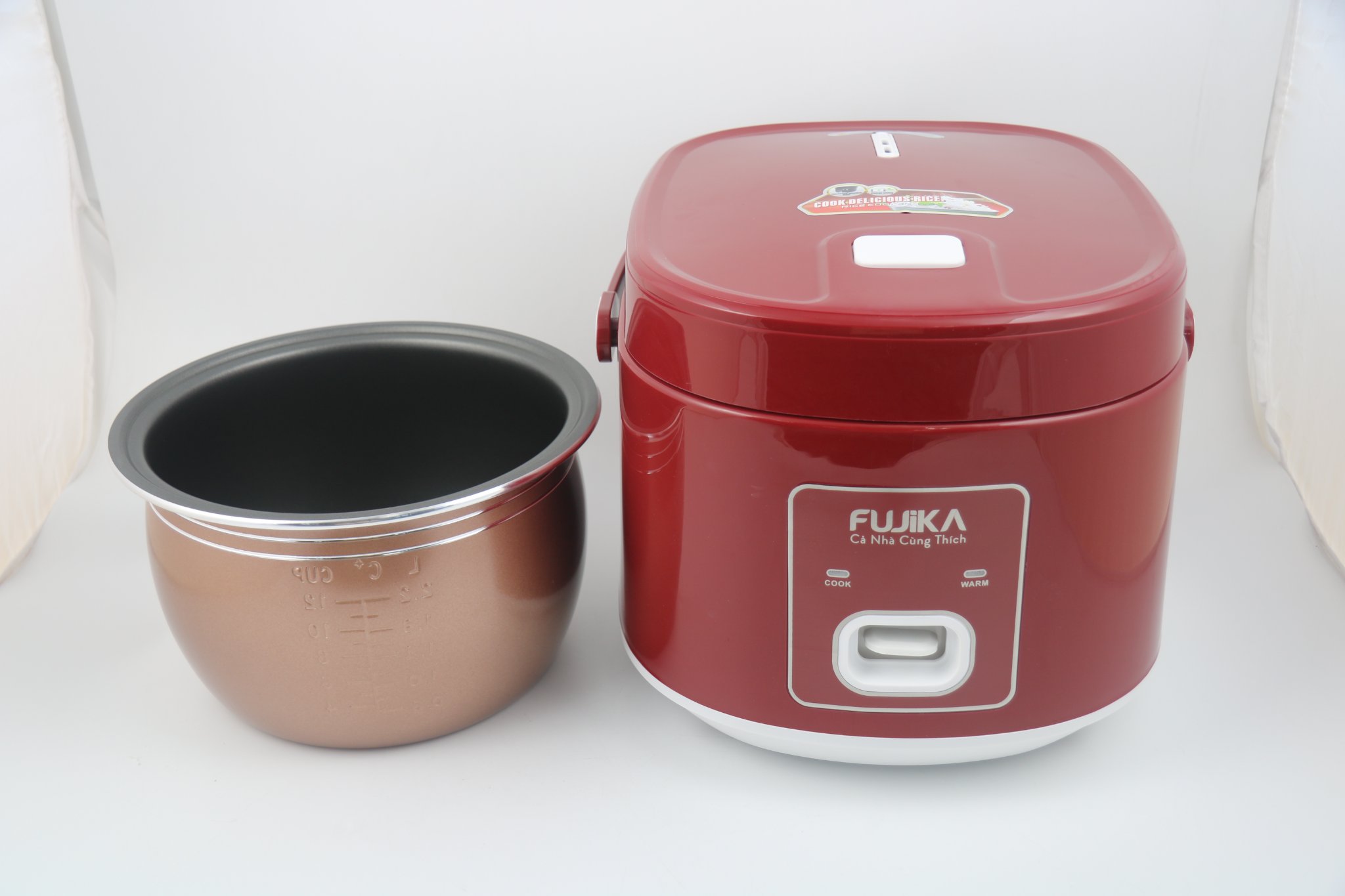 Nồi Cơm Điện Lòng Niêu FUJIKA FJ-NC1818 - Màu Ngẫu Nhiên - Hàng Chính Hãng