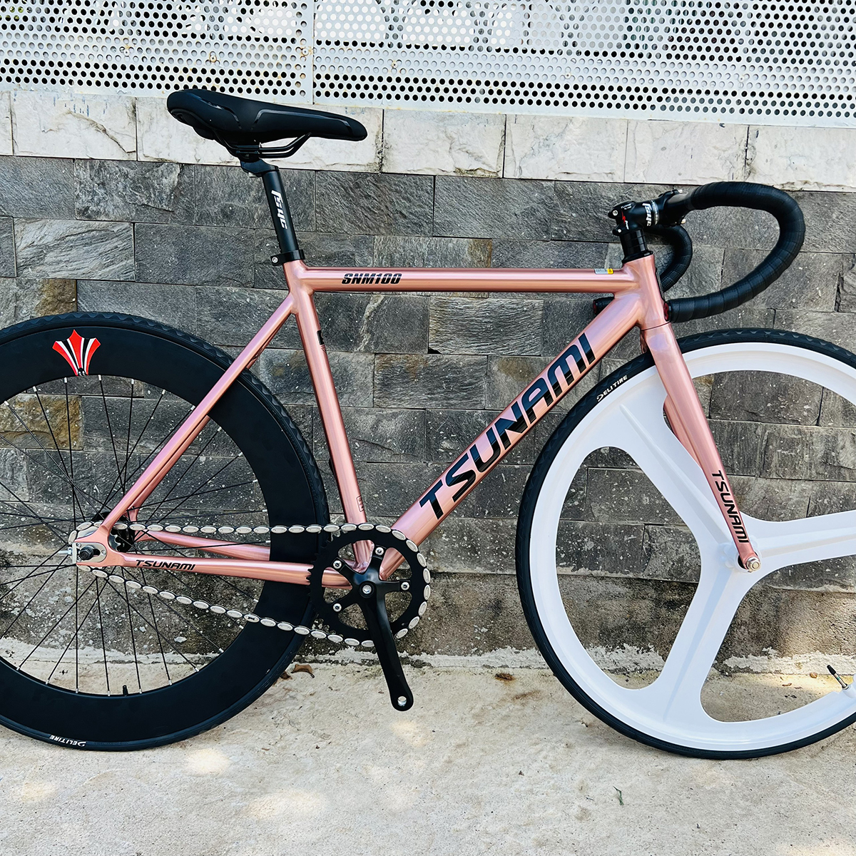 Fixed gear TSUNAMI SNM100 bánh trước 3 đao trắng sau 7cm - Màu Rose gold