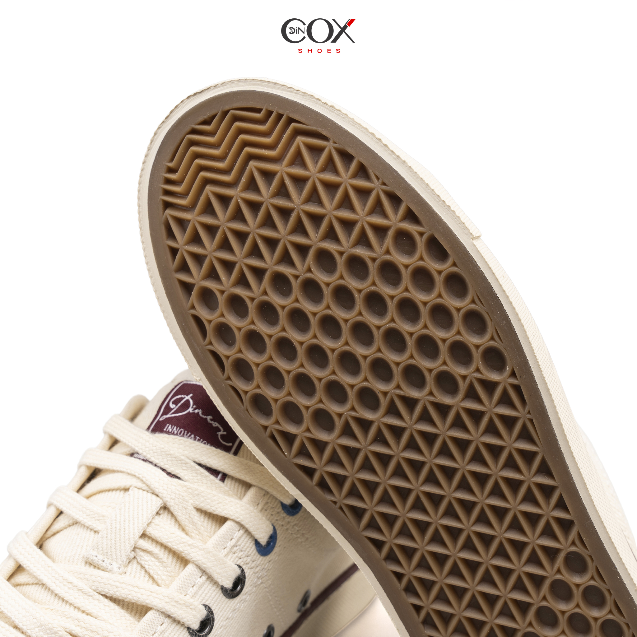 Giày Sục Đạp Gót Mules Vải Sneaker Unisex Tăng Chiều Cao 4cm DINCOX E10 CHOCO MILK