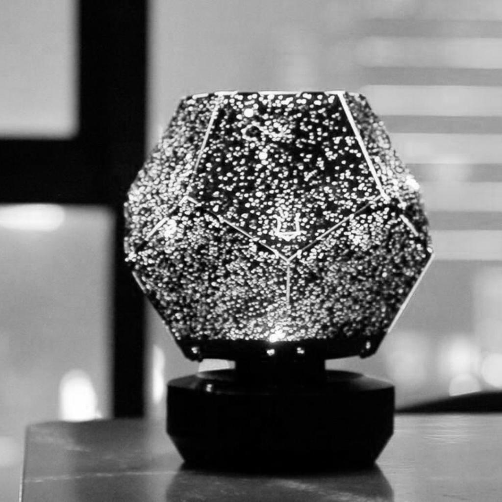 Led Star Sky Night Light Dreamy Rotating Projector, Romantic and Dreamlike Atmosphere