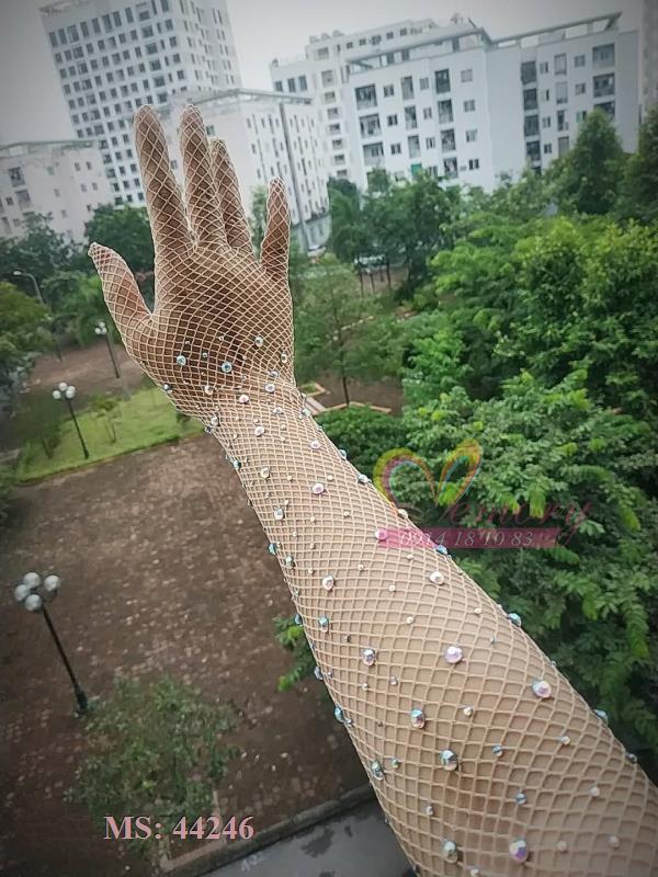Găng tay sang chảnh màu nude da dạng lưới đính đá lấp lánh cho Cô dâu và Dạ hội, đi tiệc, sự kiện, lễ hội MS: 44246