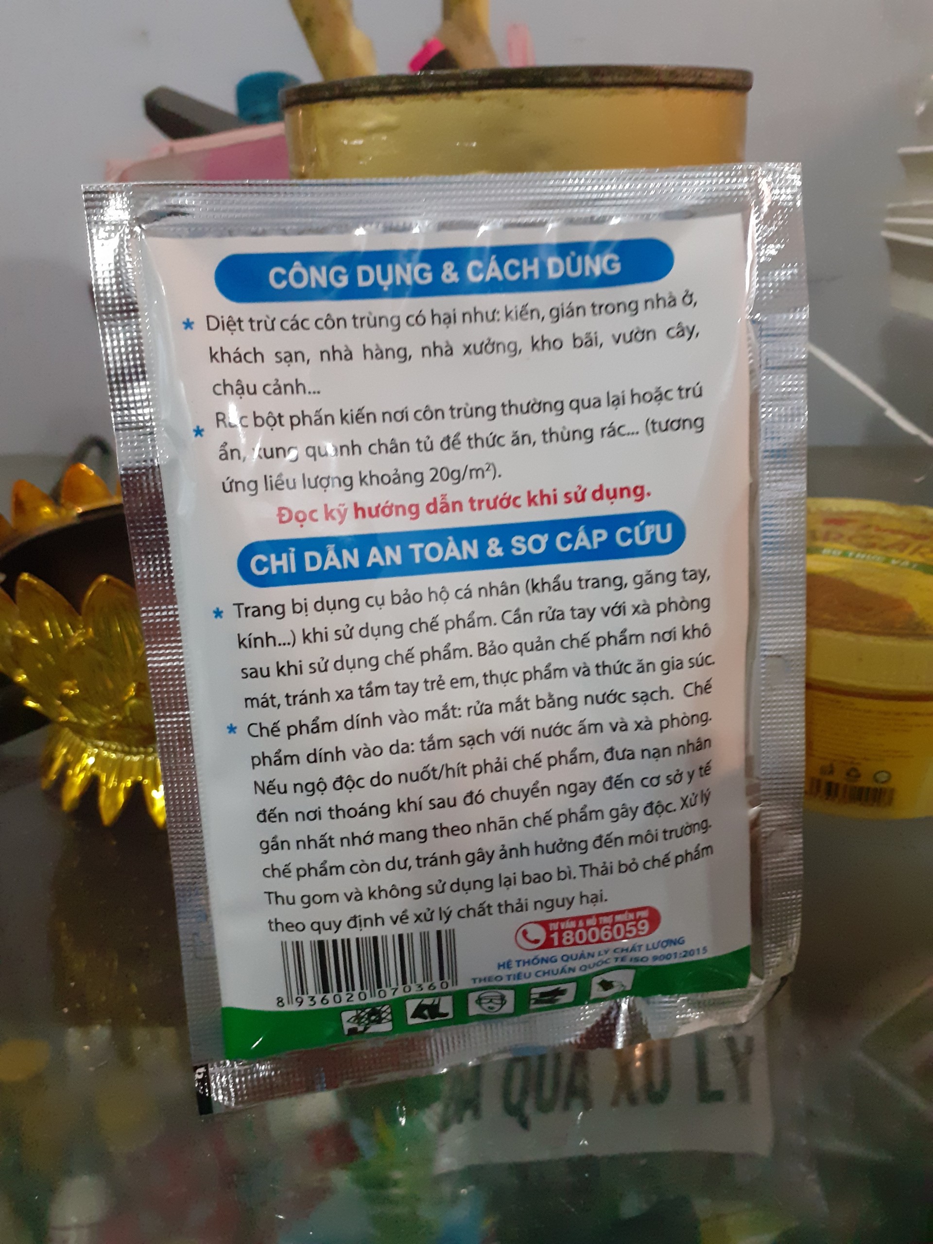 Bột phấn kiến, gián