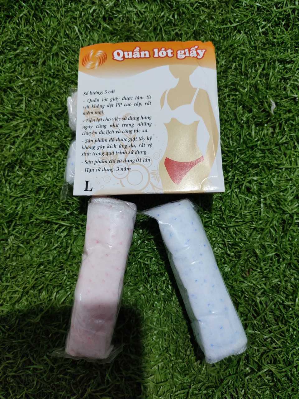 Gói 10 chiếc quần lót giấy nữ dùng 1 lần