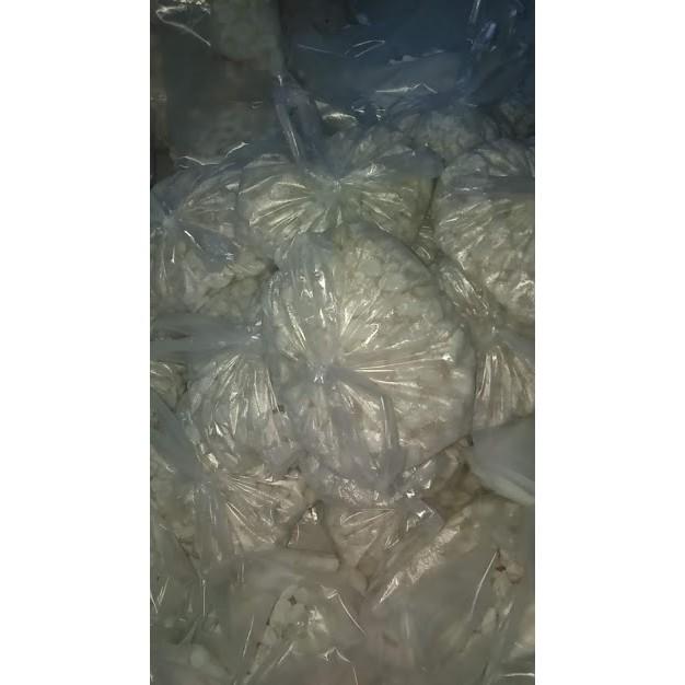 Sỏi màu trắng, cỡ nhỏ