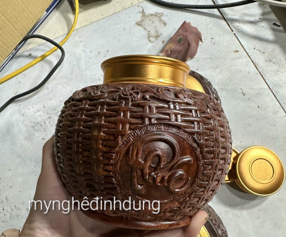 Hũ đựng trà (chè) đựng đa năng bằng gỗ trắc kt 14×14×13cm 