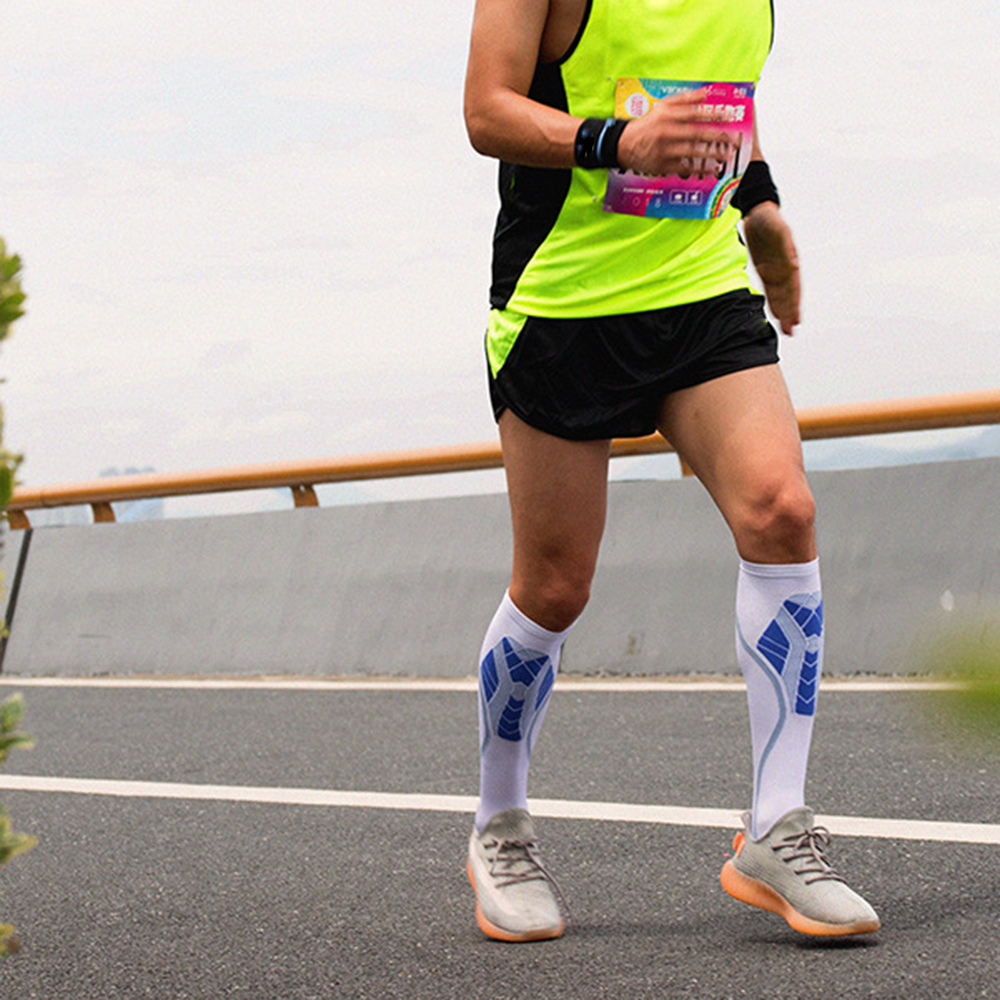 Vớ thể thao chuyên nghiệp ngoài trời thoáng khí nhanh khô cho nam và nữ