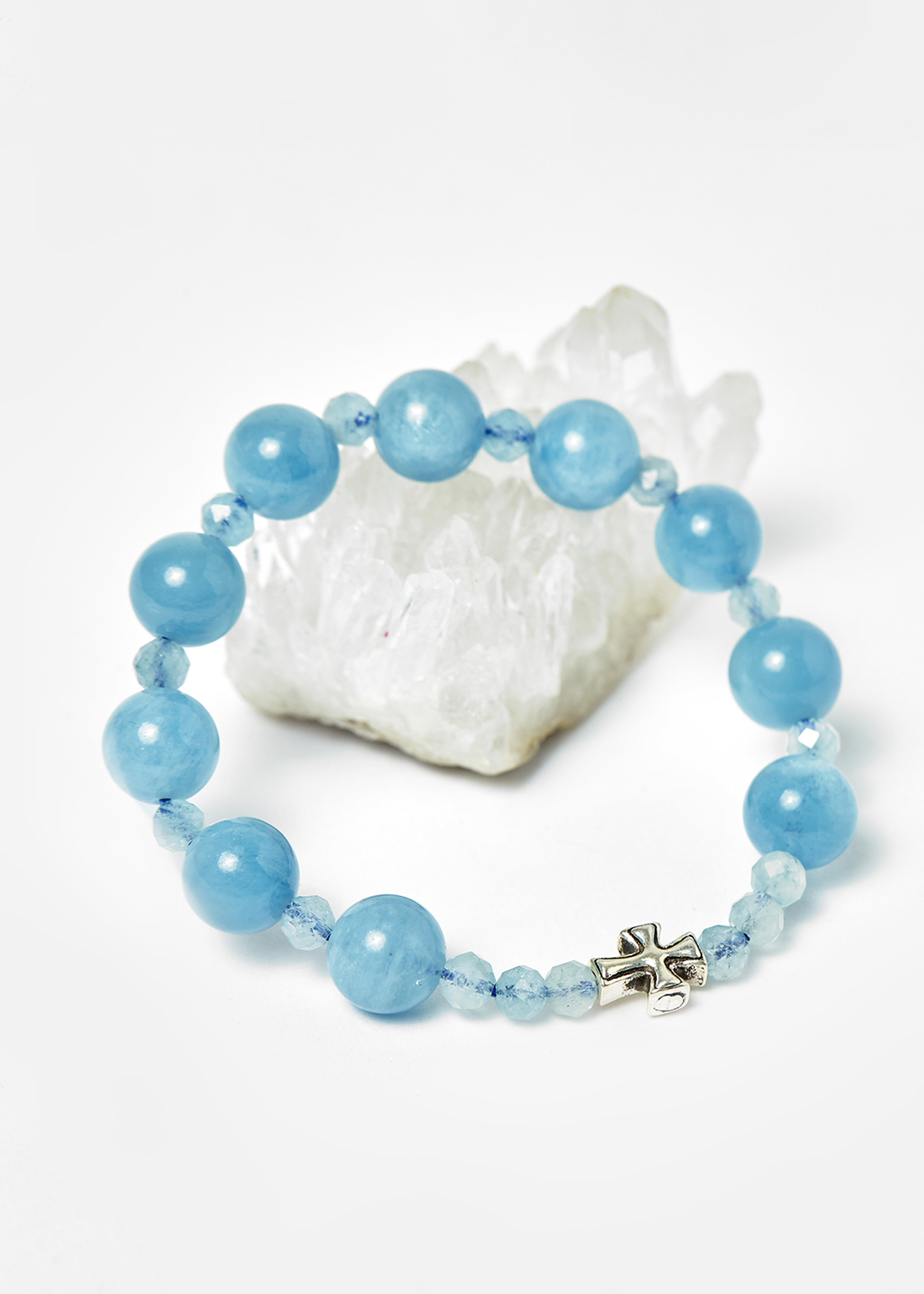 Vòng Chuỗi Mân Côi Đá Aquamarine hạt đá 10mm,ni 50 - Ngọc Quý Gemstones