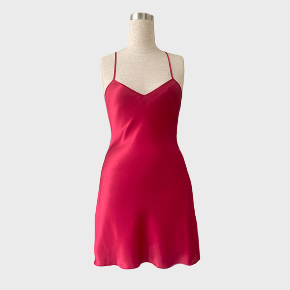 Đầm ngủ phi lụa cao cấp Wannabe DNS23 hai dây cut-out lưng quyến rũ nữ tính