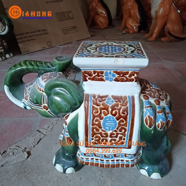 Đôn Voi khắc hoa văn men xanh đồng gốm sứ Bát Tràng