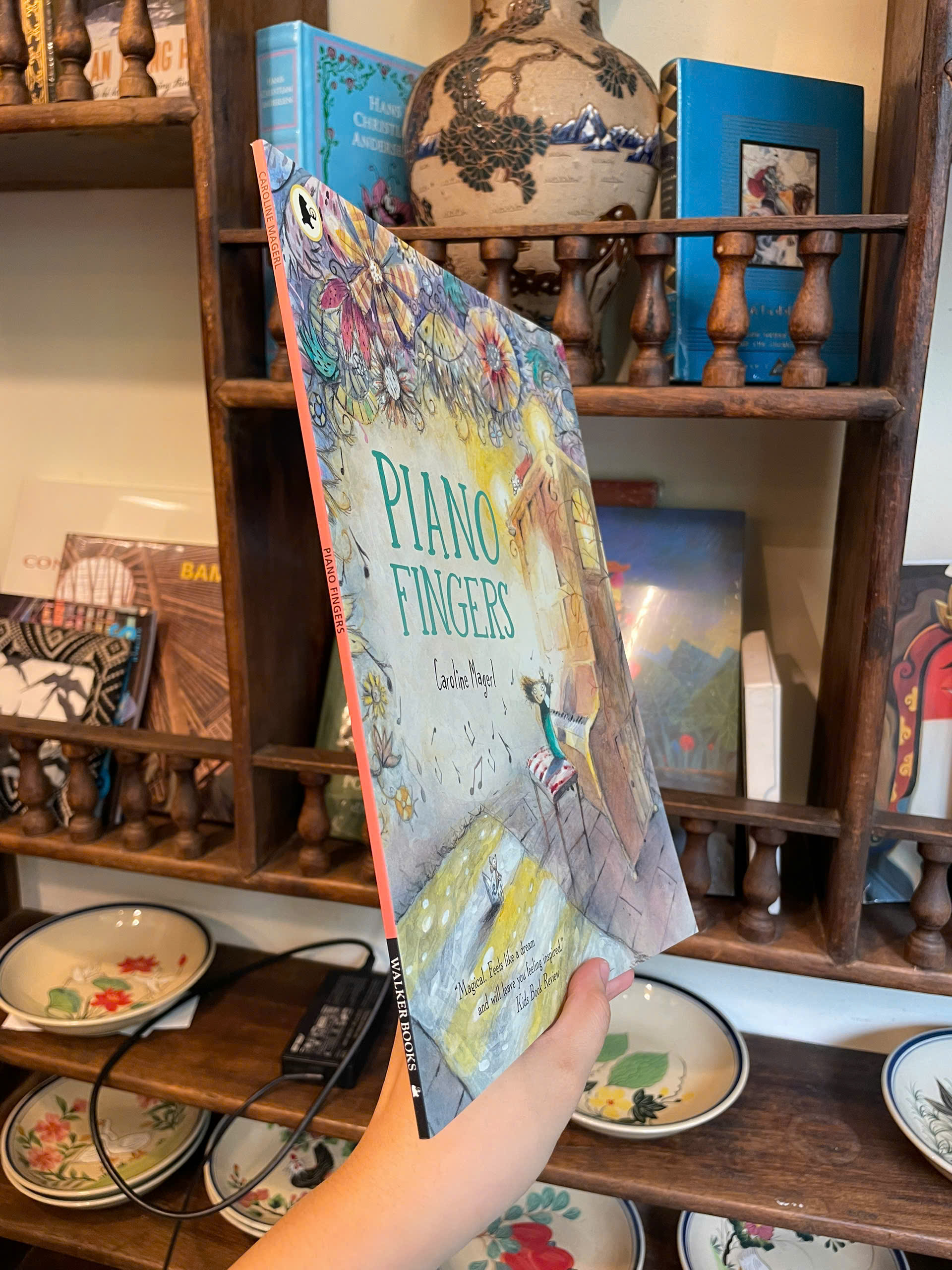 Sách - Piano Fingers by Caroline Magerl - Children Picture book in English - Ngoại Văn