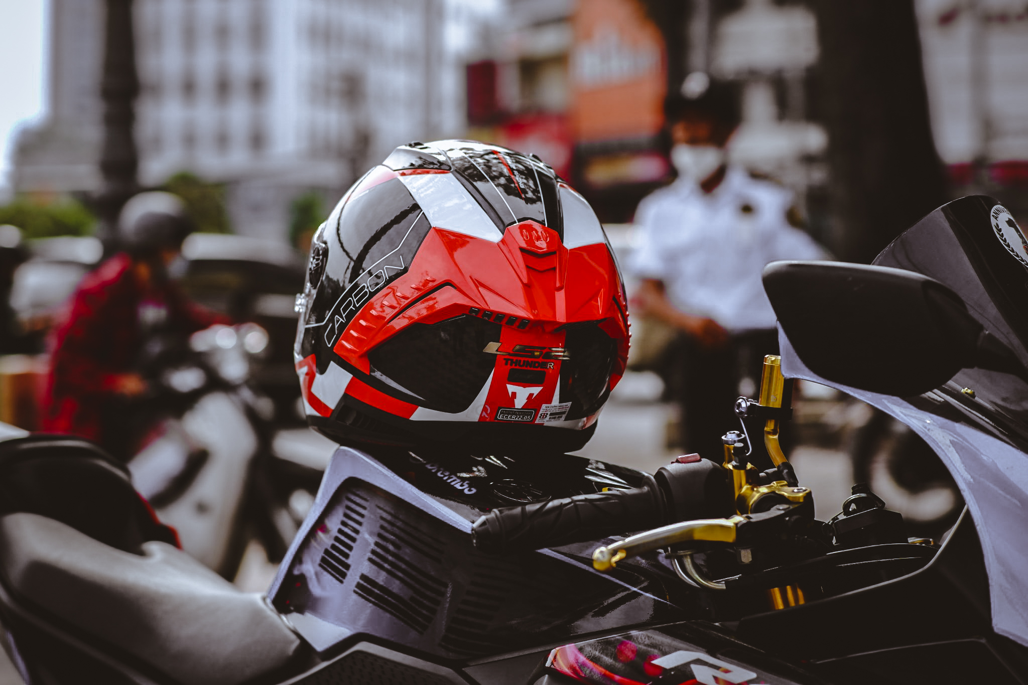 Mũ Bảo Hiểm Fullface Racing LS2 FF805 Thunder Carbon