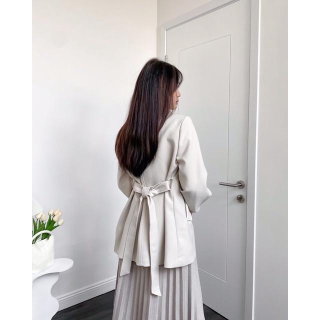 Áo khoác măng tô nữ 4 khuy dáng lỡ đai eo tay áo bo phồng 2 túi hông a877811 by germe