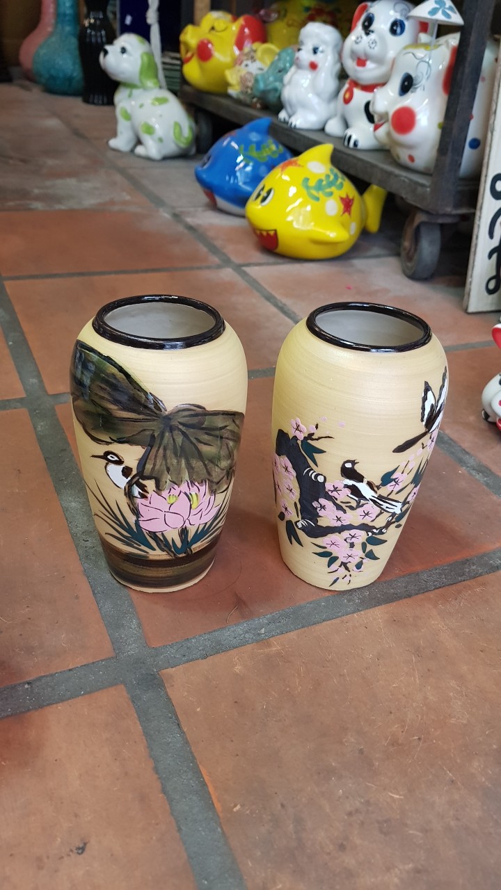 Bình hoa, bình cắm hoa với hoa văn sinh động, dễ thương, bình cao 17cm, trang trí nhà cửa. Gốm Bát Tràng. Giao hoa văn ngẫu nhiên từ HCM