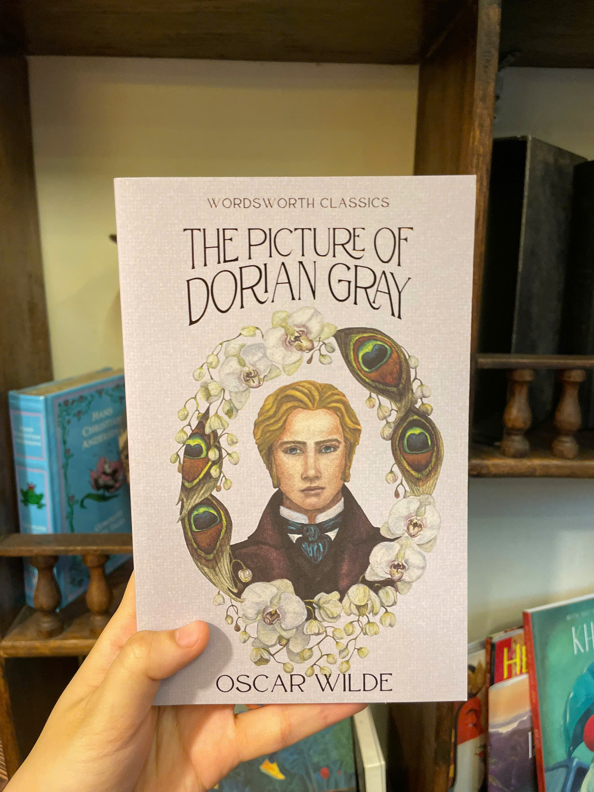 Sách - The Picture of Dorian Gray by Oscar Wilde - Wordsworth Classics - English Books