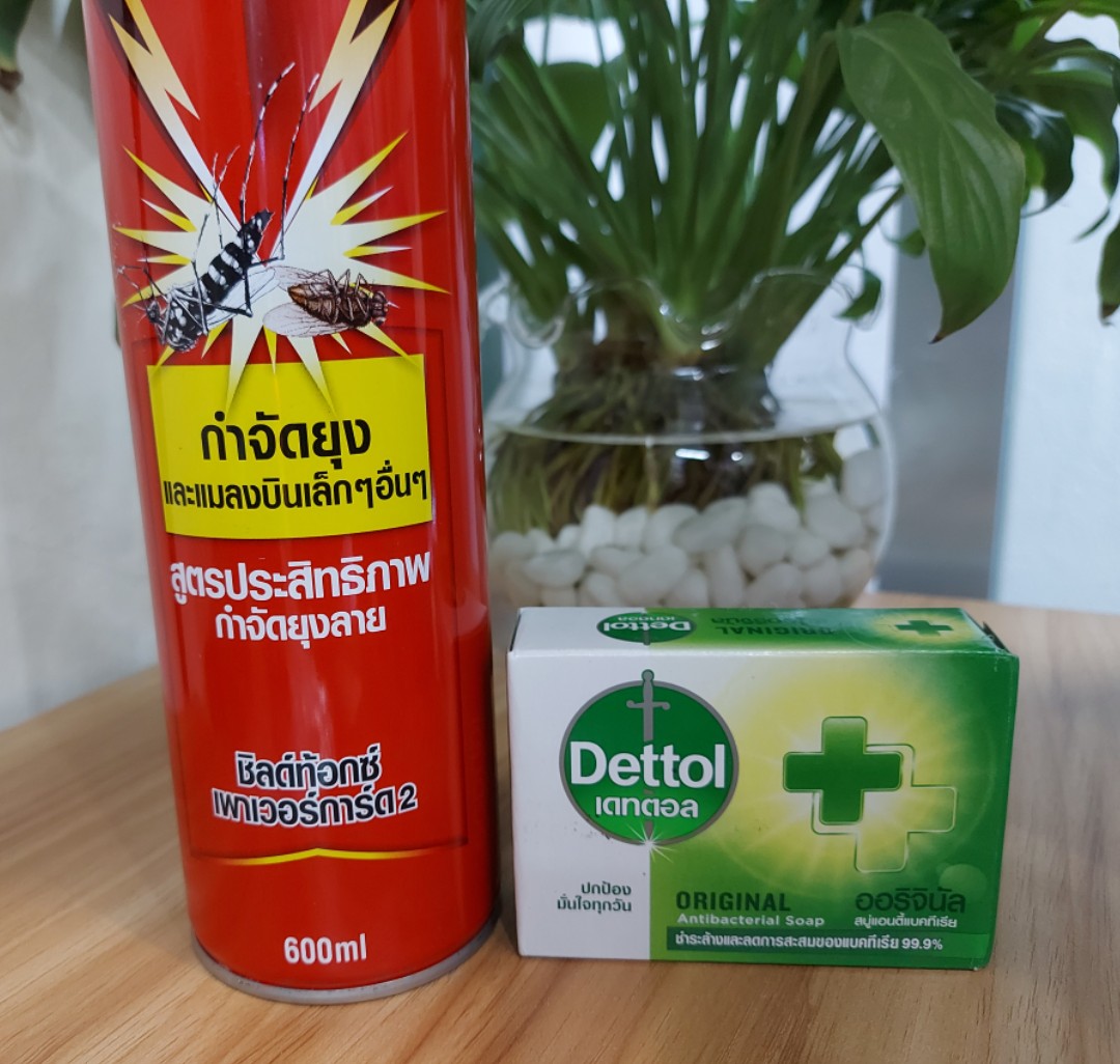 Bình xịt muỗi kiến dán Shieldtox Thái Lan tặng kèm Xà Bông cục