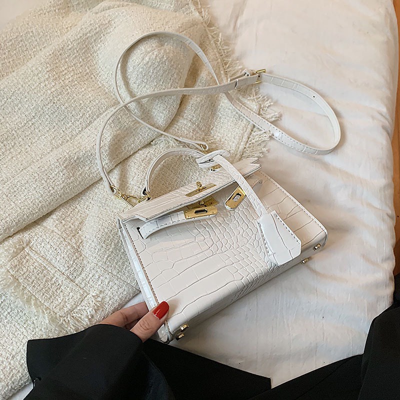 Túi Xách Nữ, Túi Đeo Chéo Size 20cm H.M mini da rắn cực xinh Hottrend phong cách Hàn Quốc