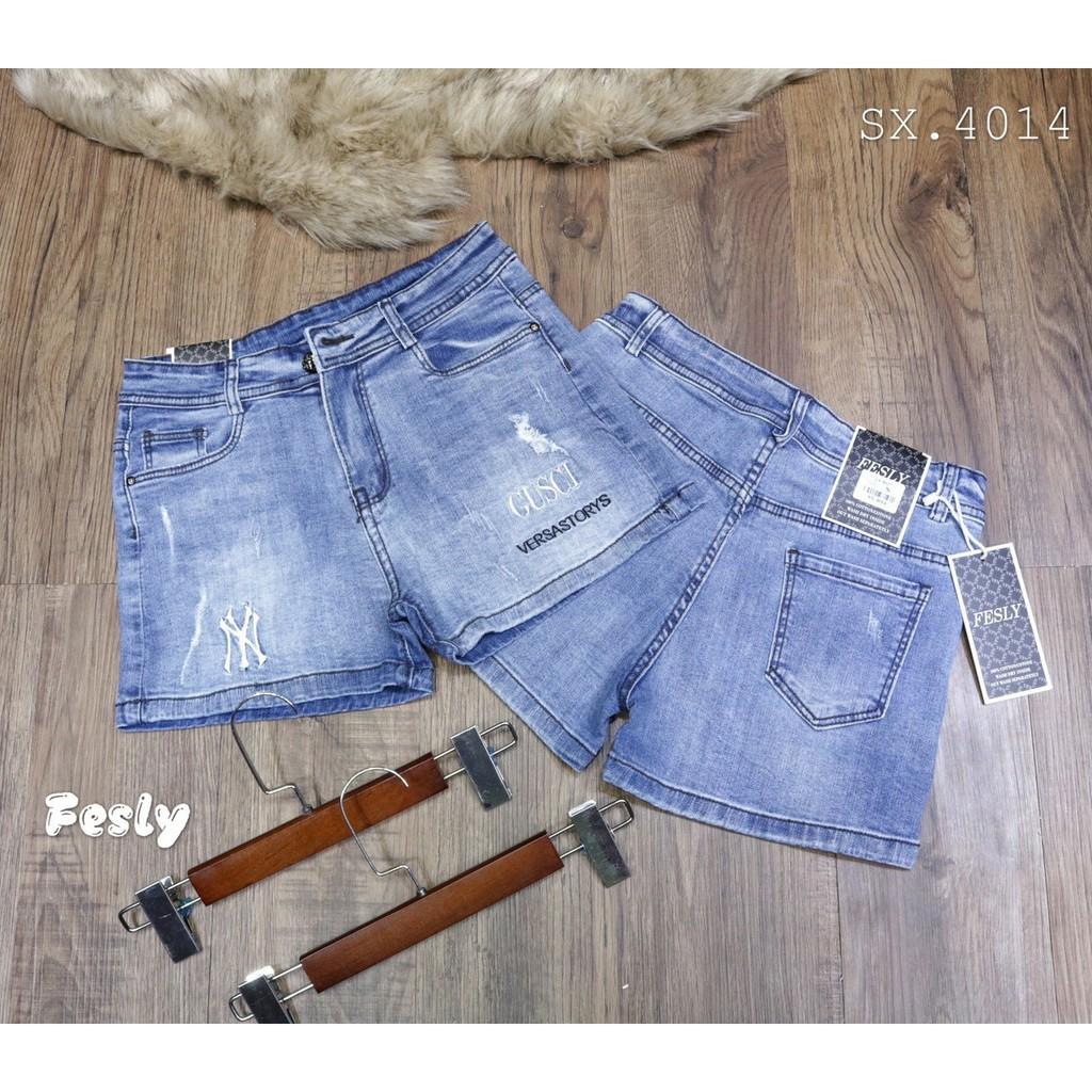 Quần Sooc Jeans Thêu Chữ Lưng Cao