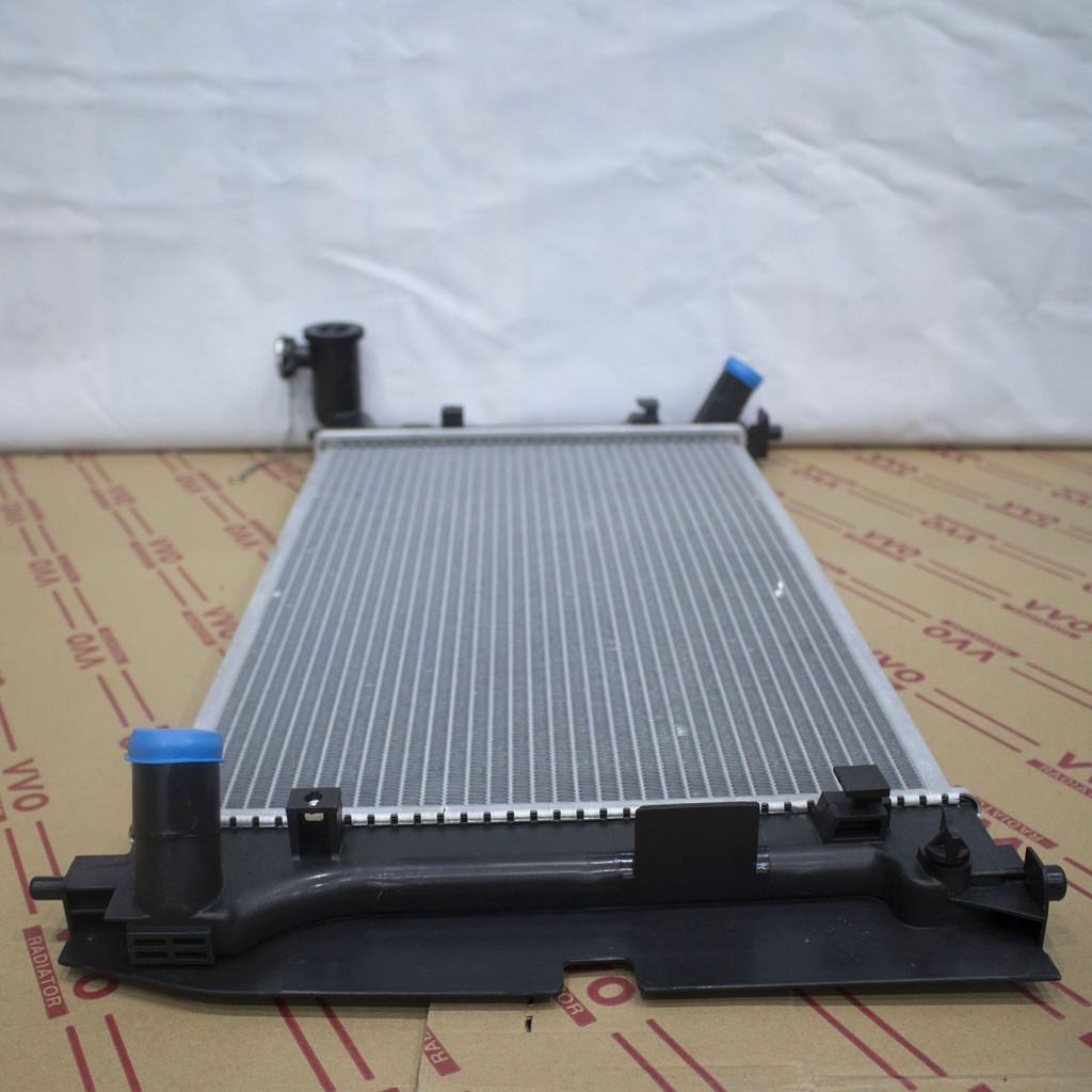 Két nước Toyota Altis, 2002-2007, số sàn