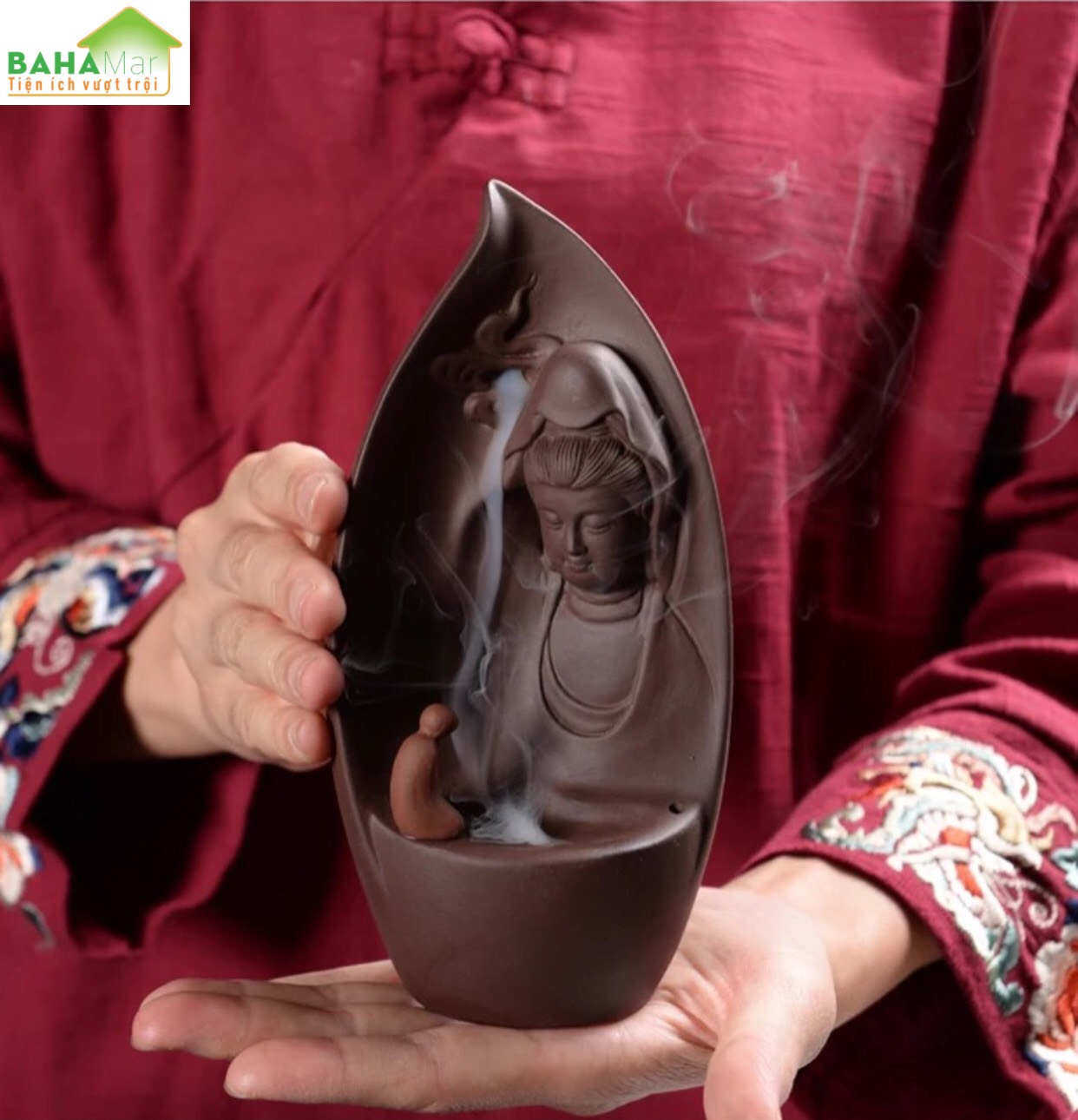 THÁC KHÓI TRẦM HƯƠNG CHẢY NGƯỢC PHẬT BÀ QUAN ÂM BỒ TÁT HIỂN LINH "BAHAMAR" Sáng tạo vẻ đẹp với phong cách điêu khắc, thú vị và hấp dẫn.