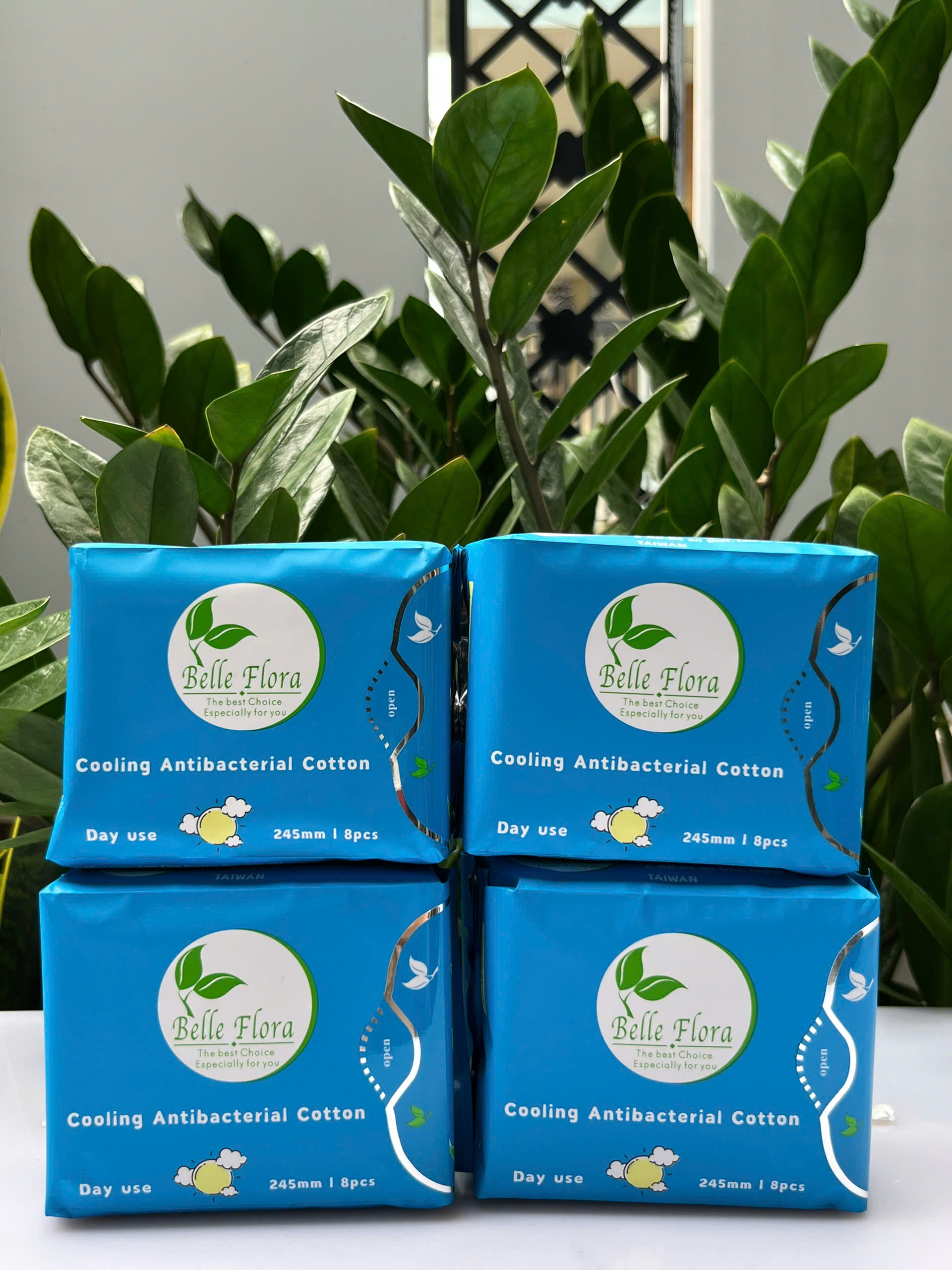 Bộ Băng Vệ Sinh Belle Flora Ban Ngày Cotton - combo 4 gói