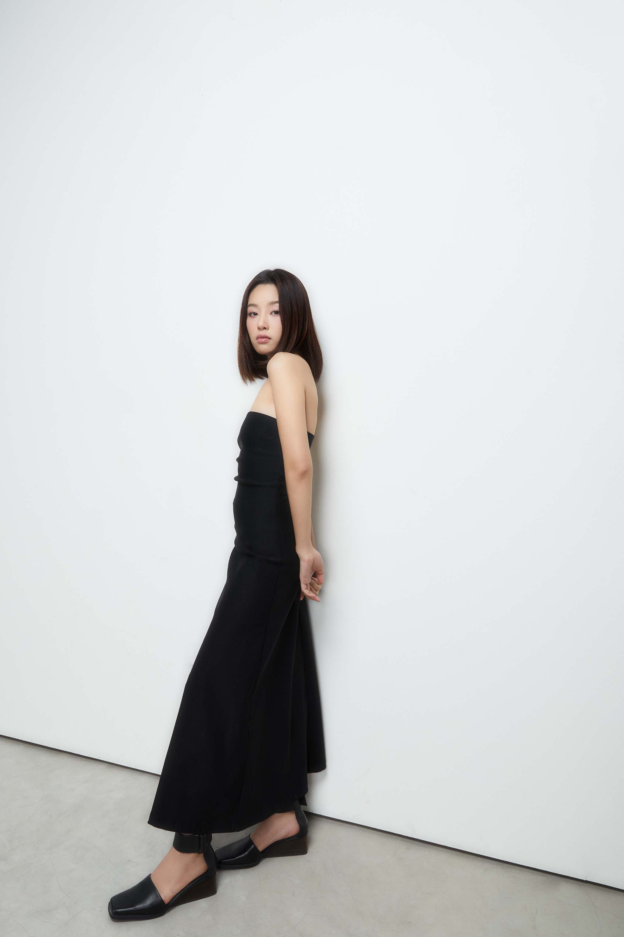 DOTTIE - Đầm ống dáng dài D0459