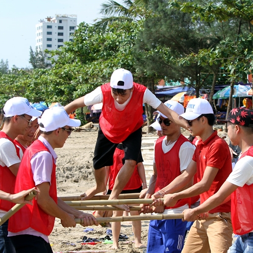 TEAMBUILDING_NẤC THANG THÀNH CÔNG_EAGLESY_TRÒ CHƠI ĐỒNG ĐỘI_TRÒ CHƠI TẬP THỂ_ TRÒ CHƠI TRÍ TUỆ_ TRÒ CHƠI VẬN ĐỘNG_TINH THẦN TEAMWORK_ TEAM BUILDING