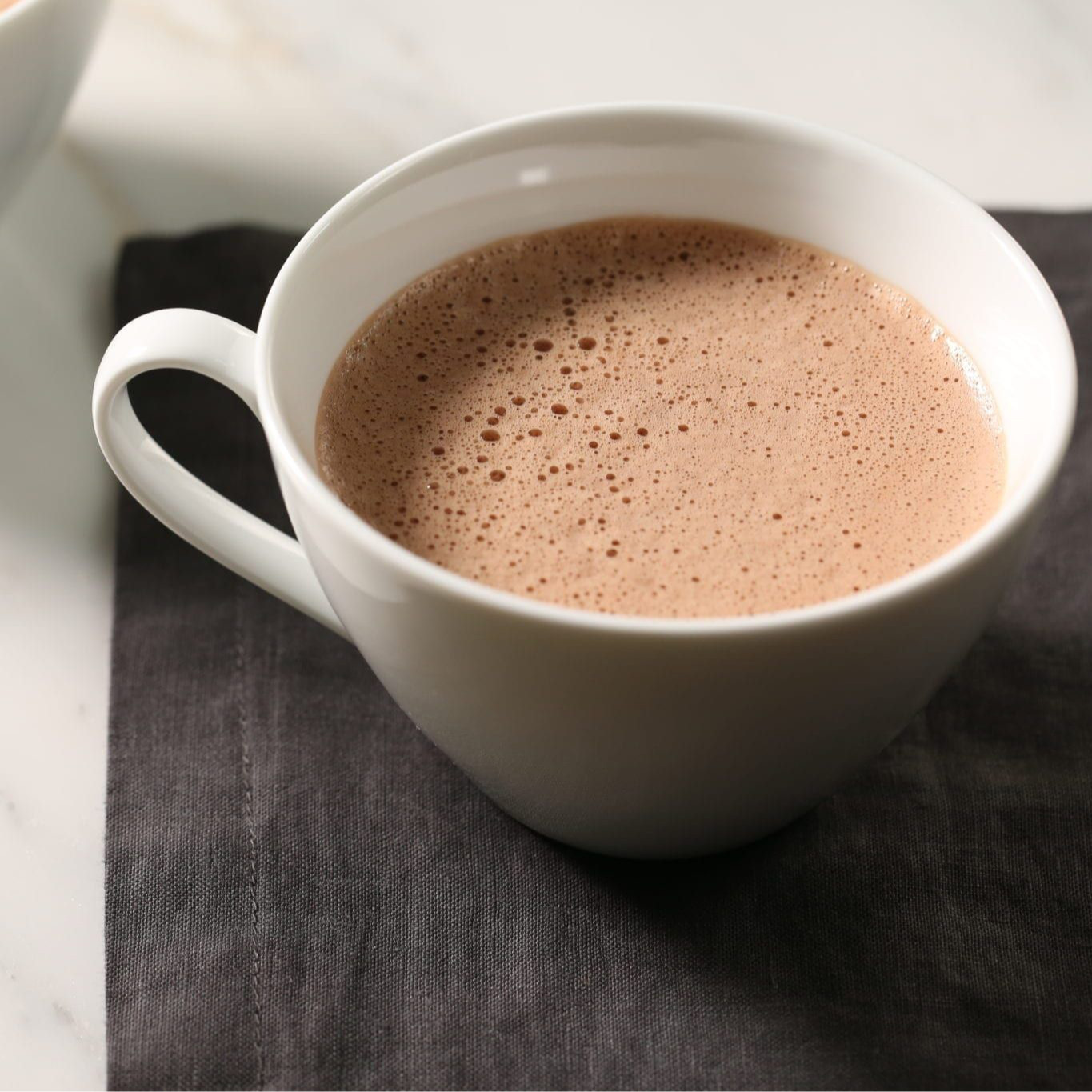 Bột cacao sữa Heyday - Hot Cocoa hộp 12 gói x 20g - Đậm vị chân thật từ cacao nguyên chất