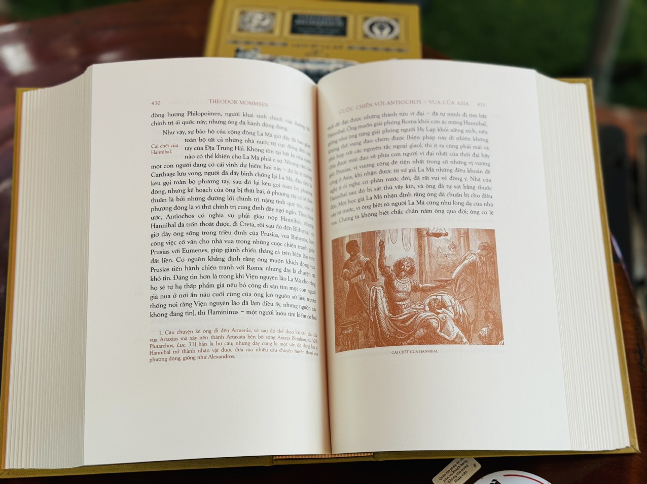 (Combo 2 tập) [bìa Heritage Library Buckram] [Tủ sách trăm năm Nobel] LỊCH SỬ LA MÃ - Theodor Mommsen - Tập I (Quyển I – II) và Tập II (Quyển III) – Đông A