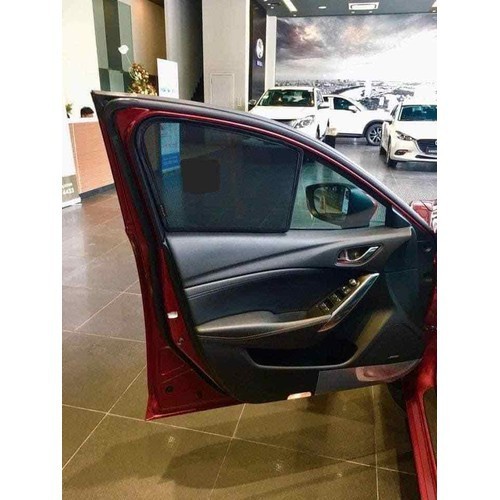 Bộ rèm chắn nắng KIA SOLUTO 2021 vải lưới gắn nam châm hút, Bộ 4 miếng chắn nắng riêng theo phom xe