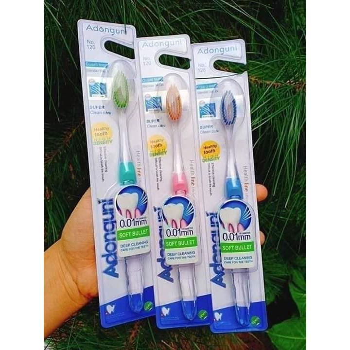 Bàn chải đánh răng Hàn Quốc -giao màu ngẫu nhiên