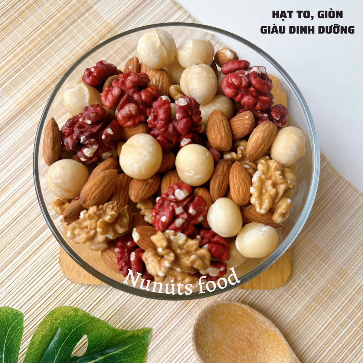 Mix hạt dinh dưỡng cho bà bầu gồm 4 loại hạt tách vỏ sấy giòn, nướng mật ong, làm sữa.