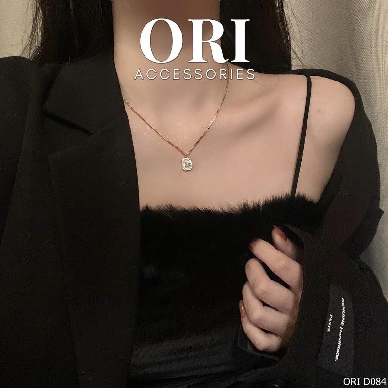 Dây chuyền nữ mặt chữ M đính đá thời trang ORI ACCESSORIES D084