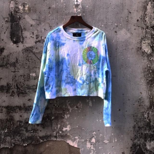 Áo “TVD GWB HOLOGRAM LONG SLEEVE | CROPPED
