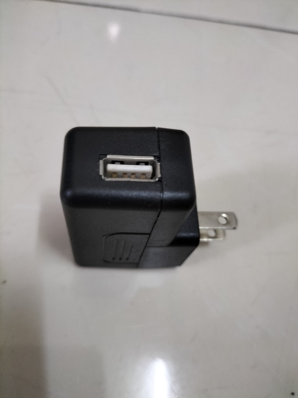 Bộ nguồn Adapter AC100-240V 50/60Hz ra USB 5V-600mA (1A)