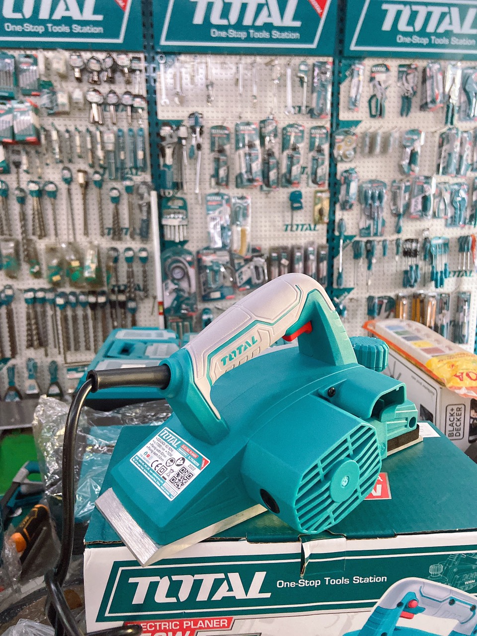 Máy bào điện  750W total TL7508226