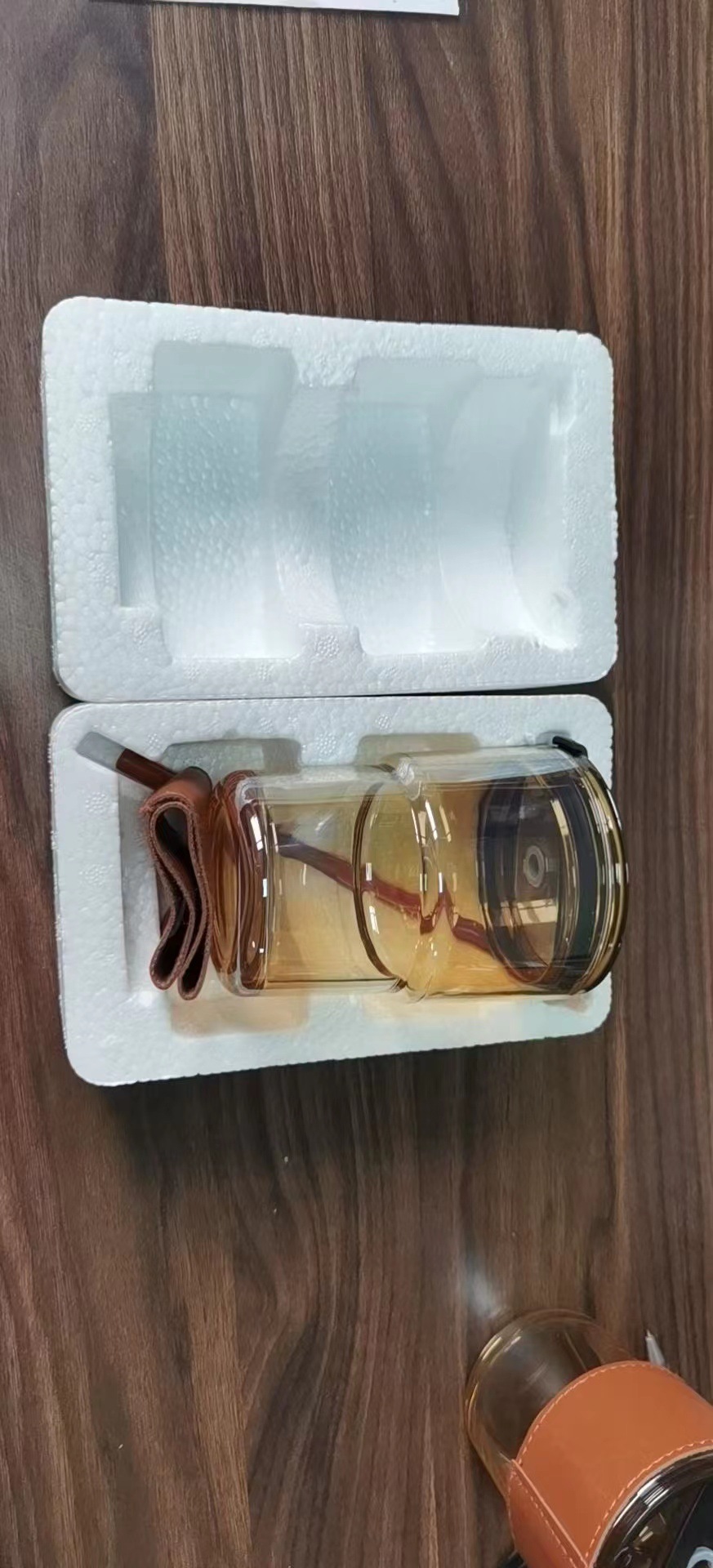Ly Thủy Tinh Có Nắp và Ống Hút Thể Tích 400ml