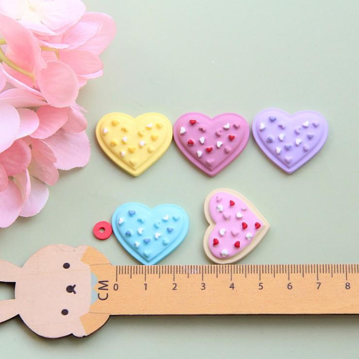 HN * Charm bánh quy hình trái tim cho các bạn trang trí vỏ ốp điện thoại, DIY