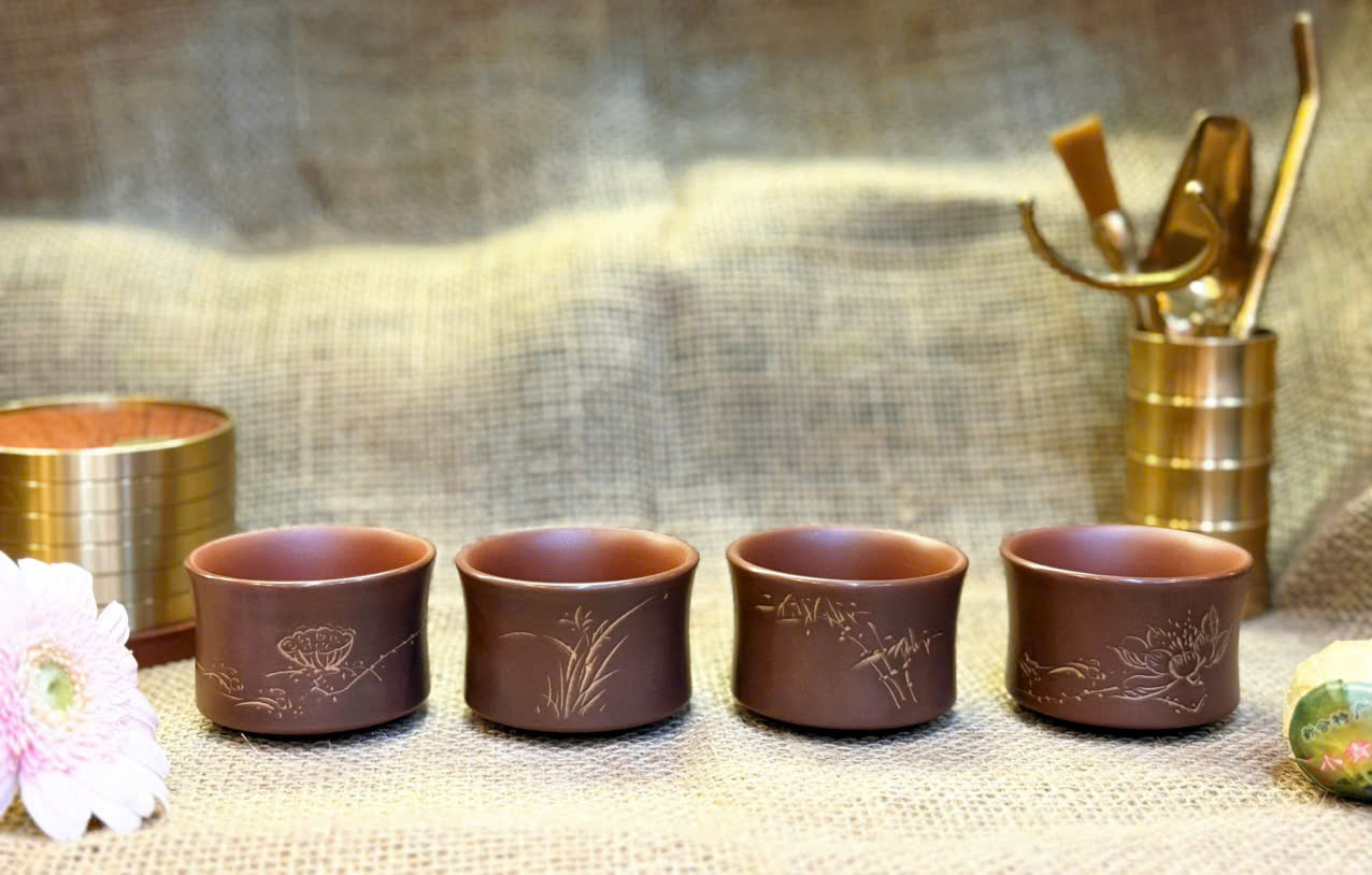 CHÉN UỐNG TRÀ NÊ HƯNG KHÂM CHÂU KHẮC HỌA THIÊN NHIÊN - THỦ CÔNG - DUNG TÍCH 60 ML - VIỆT LONG TRÀ