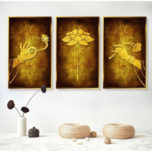 Tranh canvas tay phật và sen kt:50x80cm x3 bức