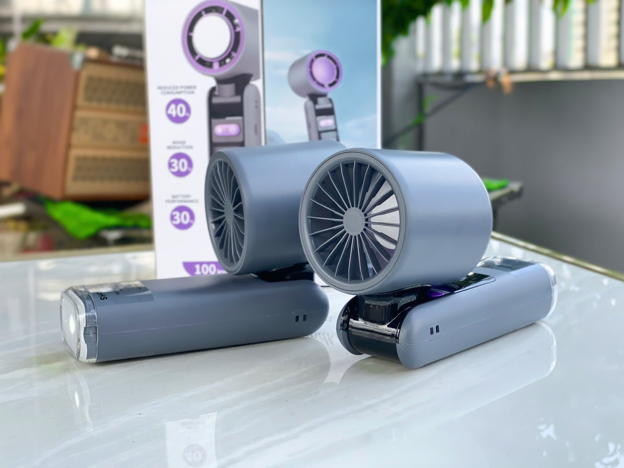 Quạt mini K801 cầm tay  sạc lại với 4000mAh, sạc nhanh 1.5h, điều chỉnh mức 100 Level có sò lạnh cao cấp, xoay 180 độ hàng nhập khẩu