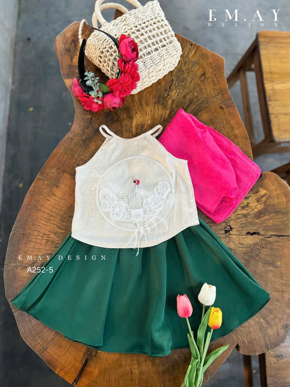 Bộ đầm váy tứ thân cô tấm cho bé gái diện lễ tết noel giáng sinh năm mới dễ thương từ 10-35kg vải gấm lụa mát