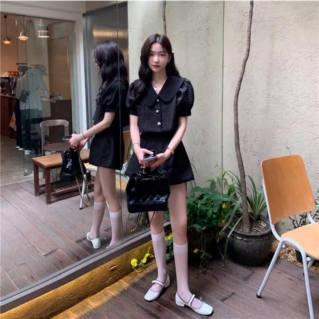 Bộ Áo Sơ Mi Cộc Tay Cúc Ngọc Kèm Quần Short Vải Hoa Gấm